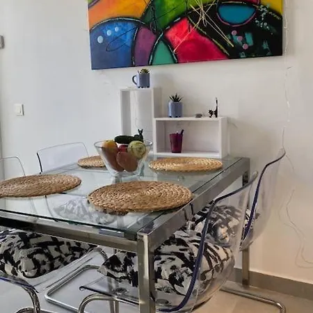 La Margarita Apartment, Club Tropicana Apartment *
